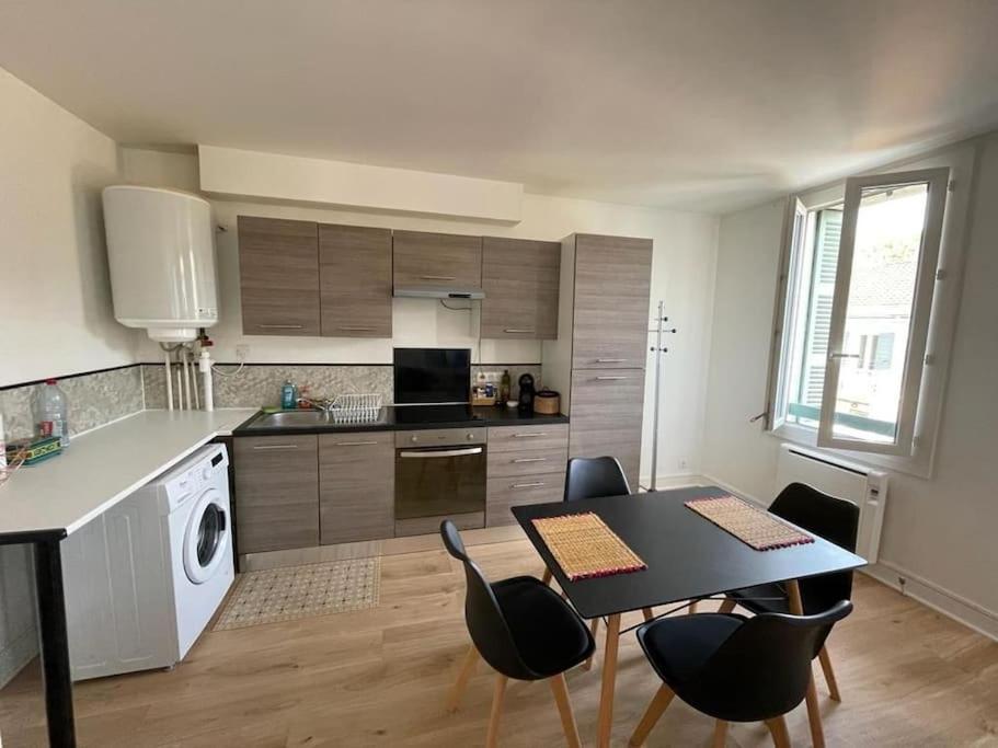 Appartement Avec Terrasse, Parking Gratuit Périgueux Zewnętrze zdjęcie